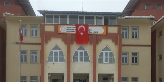 Okul mutfa��ndaki asans�rde kaza: 1 ��renci yaraland� - Son Dakika Haber