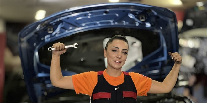 Muhasebeci olarak girdi�i sanayide motor ustas� oldu - Son Dakika Haber