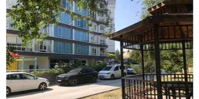 Evin �n�ndeki parktaki g�r�lt�ye KDK'dan ��z�m �nerisi - Son Dakika Haber