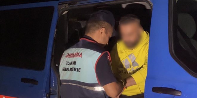 Polisin ne 'dur' ihtar�na ne de uyar� ate�ine ald�rmad�: 40 kilometre ka�t�