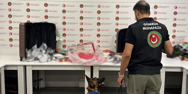 �stanbul Havaliman�'nda 20 kilogram uyu�turucu ele ge�irildi - Son Dakika Haber