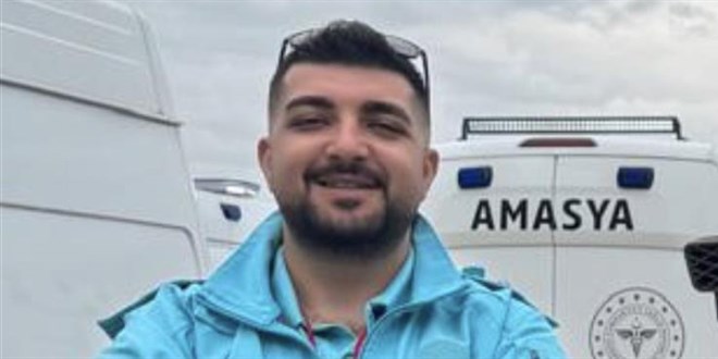 Organ nakli yolunda kaza: UMKE hem�iresi hayat�n� kaybetti