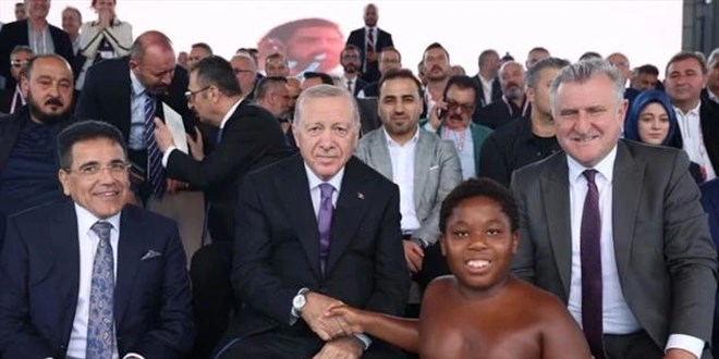 Ya�l� G�re� Cumhurba�kanl��� Kupas� finali: Erdo�an m�sabakay� izledi - Son Dakika Haber
