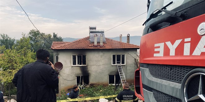 Bilecik'te evde ��kan yang�nda baba ve k�z� �ld�