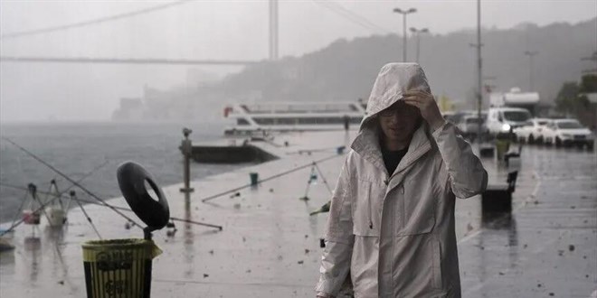 AKOM'dan �stanbul i�in kuvvetli ya��� ve f�rt�na uyar�s� - Son Dakika Haber