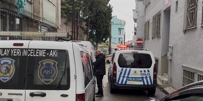 Cezaevinden izinli ��kan 3 arkada��n gecesi �l�mle bitti: 2 ki�i g�zalt�nda - Son Dakika Haber