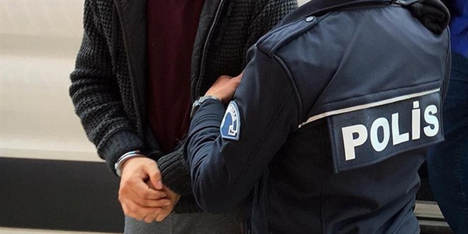 Ankara'da polis memurunu darbeden 4 ��pheli tutukland�