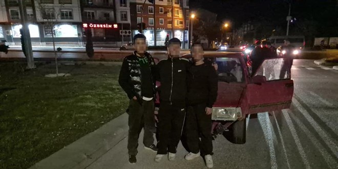 200 bin TL ceza yiyip, g�lerek kameralara poz verdiler