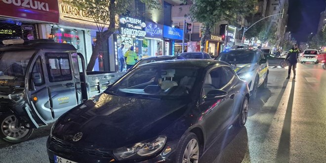 Polise mukavemet g�steren ara� s�r�c�s� g�zalt�na al�nd�
