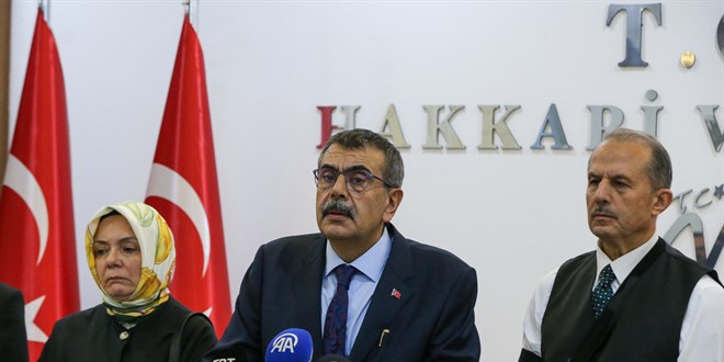 Bakan Tekin: PISA ve OECD'de t�m alanlarda ortalamas�n� y�kselten tek �lkeyiz