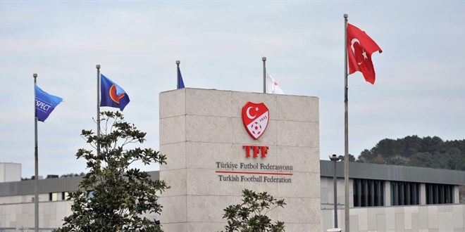 TFF'den 55 kul�be lisans, 7 kul�be puan silme cezas�!