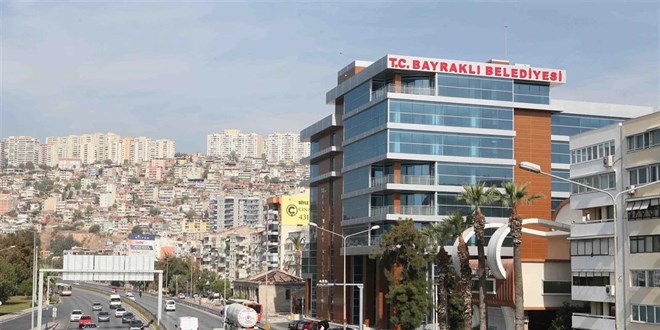 Bayrakl� Belediyesi'ne yolsuzluk soru�turmas�