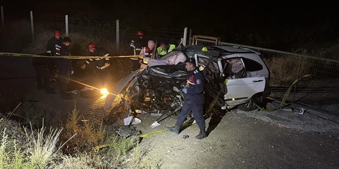�orum'da feci kaza: Biri �ocuk 4 ki�i hayat�n� kaybetti - Son Dakika Haber