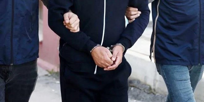 �stanbul'da okulda pompal� t�fekli tehdit: 15 ya��ndaki ��renci g�zalt�nda