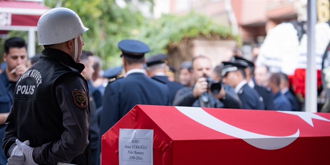 Ankara'da �ehit olan polis T�rko�lu son yolculu�una u�urland� - Son Dakika Haber