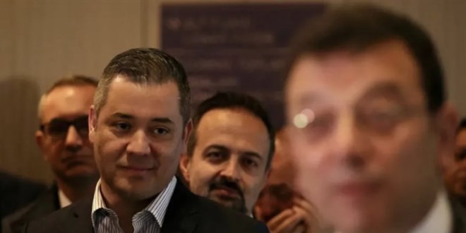 Murat Ongun'a sert ��kt�: ��k�n delikanl� gibi kabul edin, 'Emrah'la yedik' deyin - Son Dakika Haber