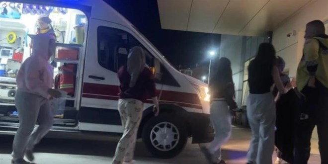52 �niversite ��rencisi zehirlenme ��phesiyle hastanelik oldu - Son Dakika Haber