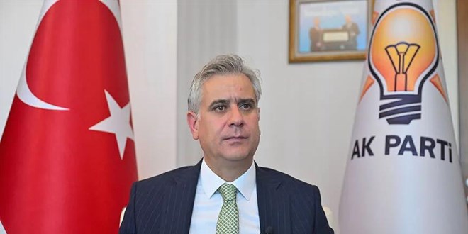 AK Parti'ye bir b�y�k�ehir belediye ba�kan� daha kat�l�yor