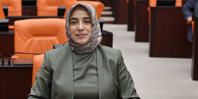 �zlem Zengin: Allah muhalefet se�meninin yard�mc�s� olsun