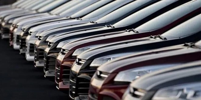Otomobil fiyatlar�nda yeni normal 2 milyon TL