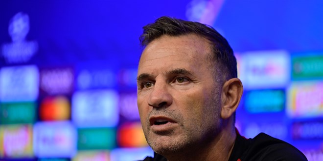 Galatasaray'da iki isim Barcelona ma��nda yok - Son Dakika Haber