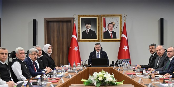 Bakan �ift�i'den okul g�venli�i talimat�: Bek�i ve korucular g�revlendirilecek - Son Dakika Haber