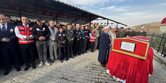 Silah kazas�nda �ehit olmu�tu: �ehit Aslan son yolculu�una u�urland�