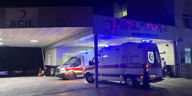 �zmir'de g�da zehirlenmesi ��phesi: 80 i��i hastanelik oldu - Son Dakika Haber