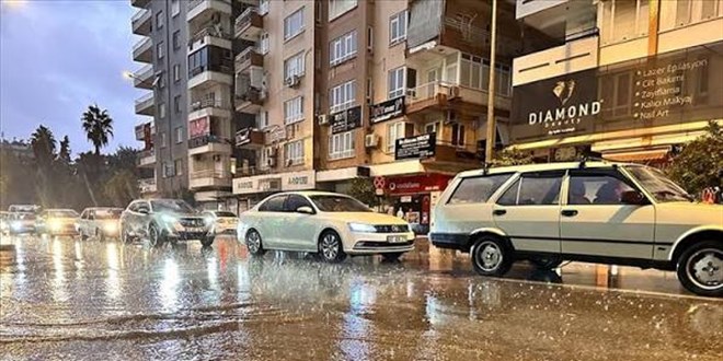 Antalya'da sa�anak etkili oldu - Son Dakika Haber