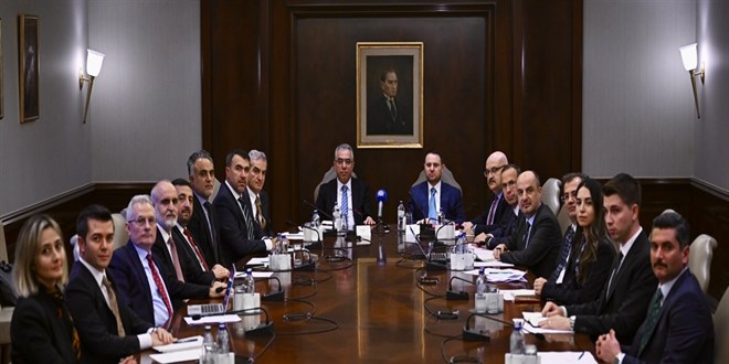 Bakan G�rlek: Anayasa �lkemize dar gelmektedir - Son Dakika Haber