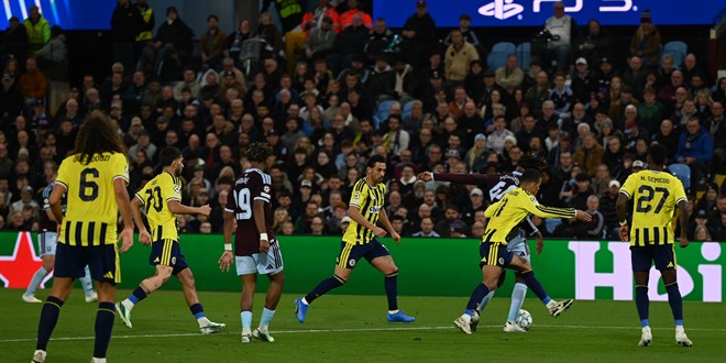 Fenerbah�e, Aston Villa deplasman�nda darmada��n - Son Dakika Haber