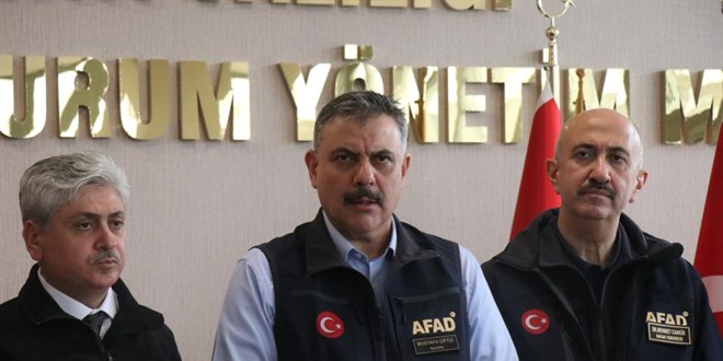 Bakan �ift�i'den uyar�: �u anda tehlike hala ge�mi� de�il - Son Dakika Haber