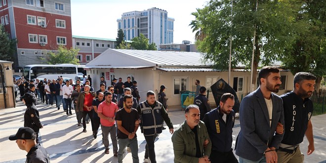 Siber polisi ve MASAK'tan e� zamanl� bask�n: Yasa d��� bahis �etesine a��r darbe - Son Dakika Haber
