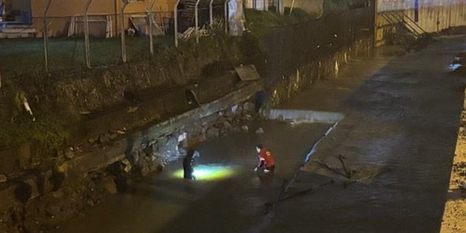 Zonguldak'ta eve silahla ate� a�an belediye �al��an� tutukland� - Son Dakika Haber