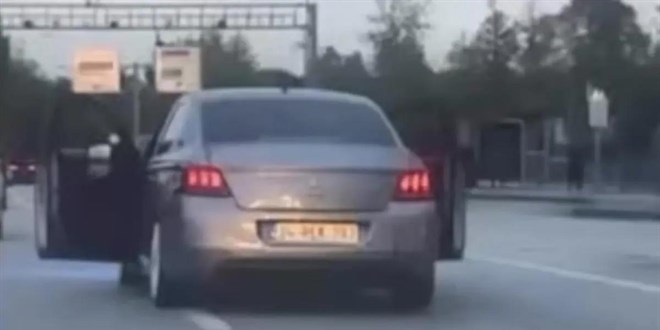 Bursa'da trafikte tehlikeli yolculuk kamerada
