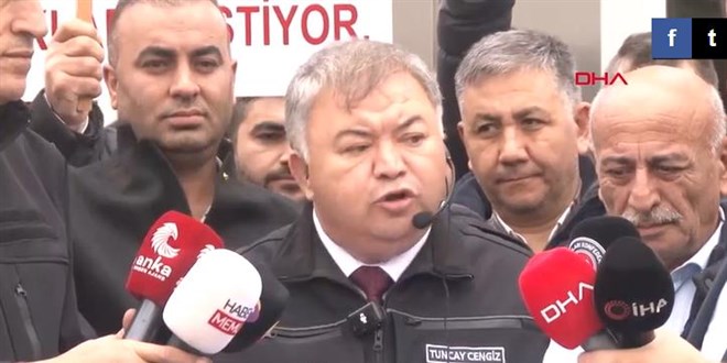 Devlet Memurlar� Sendikas�'ndan T��K �n�nde a��klama