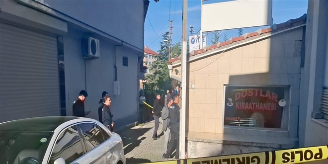 Kahvehanede ��kan tart��mada rastgele ate� a�t�: 1 �l�
