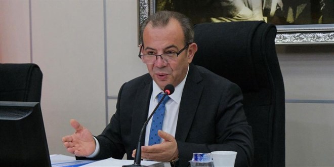 Tanju �zcan'dan 'tahliye' talebi: Suya sabuna dokunmadan evdeki kedi gibi oturaca��m