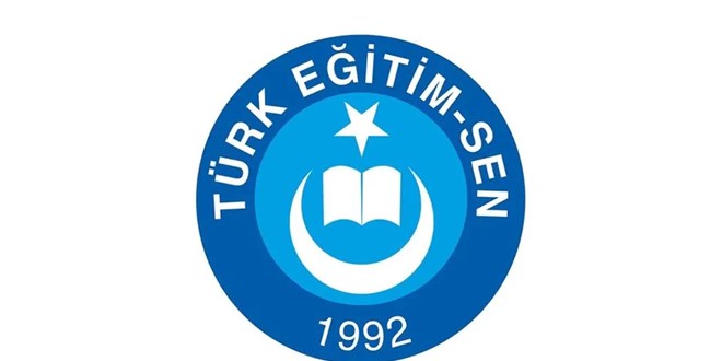 T�rk E�itim-Sen'den MEB'e 'ortak yaz�l�' �a�r�s�: ��retmenin yetkisini k�s�tlamay�n