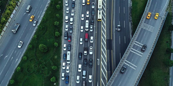 �stanbul'da 24 ve 29 Ekim'de baz� yollar trafi�e kapat�lacak