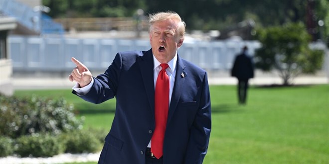 Trump, okyanusa ad�n� vermek i�in Google CEO'sunu arad� - Son Dakika Haber