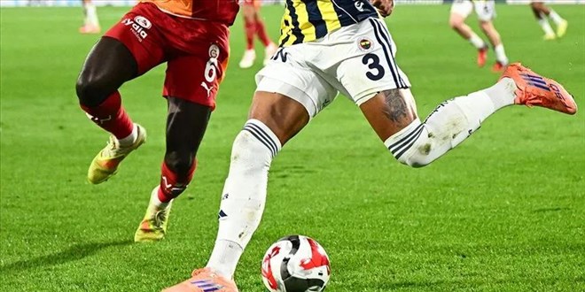 Derbi �ncesi dikkat �eken istatistik: Son 20 ma�ta 16 k�rm�z� kart - Son Dakika Haber