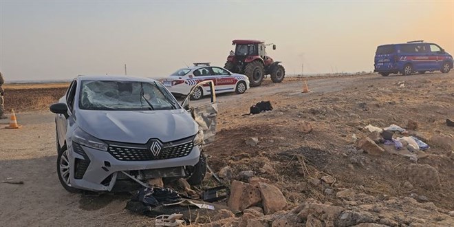 Mardin'de sulama kanal�na devrilen otomobildeki 6 ki�i �ld� - Son Dakika Haber