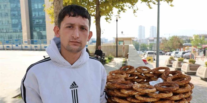 Simit tezgah�na not b�rak�p KPSS'ye girdi - Son Dakika Haber