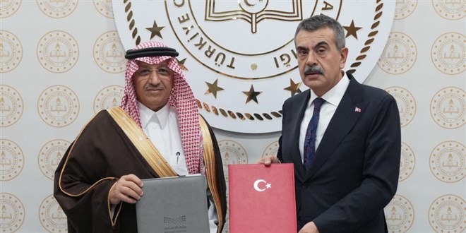 Bakan Tekin: E�itim sistemleri bar��a hizmet ederse sava�lar engellenir
