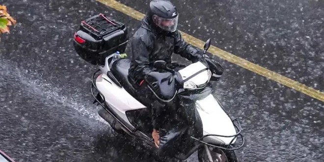 Kocaeli'de skuter ve motosikletlere saat 12.00'ye kadar trafik yasa�� - Son Dakika Haber
