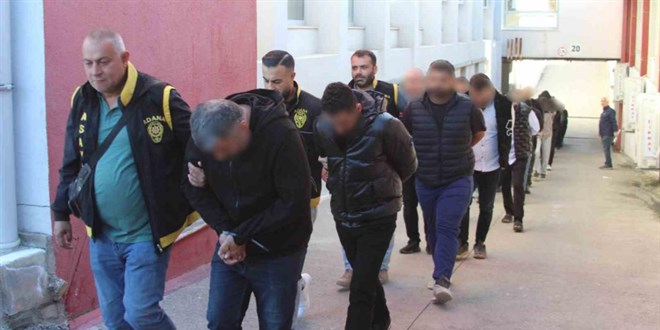 Kurgu trafik kazalar�nda yeni detay: Kiral�k �of�rlerle 15 milyon lira haks�z tazminat - Son Dakika Haber