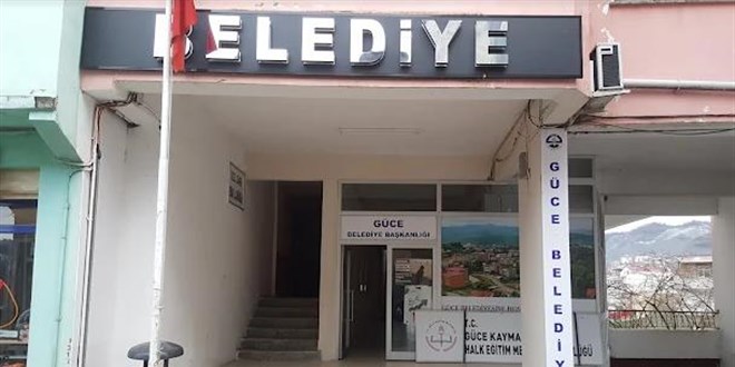 �tfaiye arac�n� otomobile �evrilip makam arac� yapt�