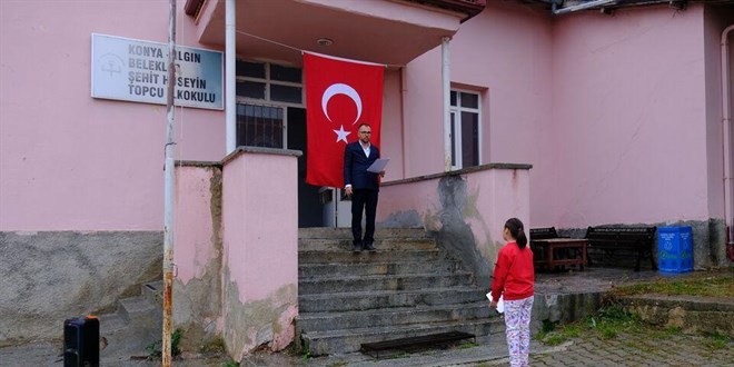 Bir ��retmen, Bir ��renci: Cumhuriyet Bayram�'n� b�yle kutlad�lar