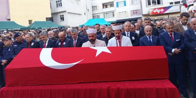 Trabzon'da polis memuru kalp krizine yenik d��t� - Son Dakika Haber